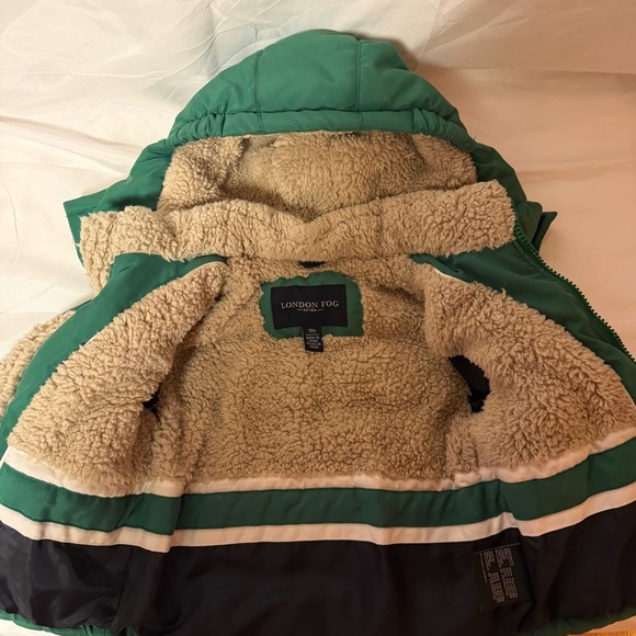 London Fog Green Jacket with Cream Lining - Picture 3 of 4